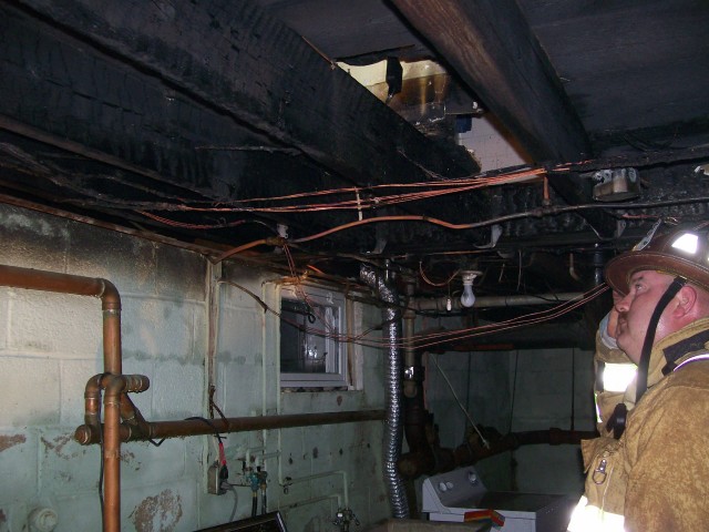 Manchester Basement Fire, 04-26-2008.